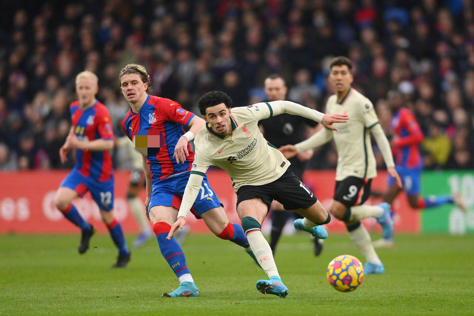 而整个防守 而整个防守